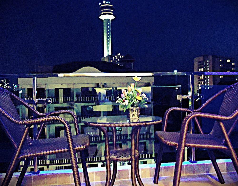 Aya Place Pattaya Exterior photo