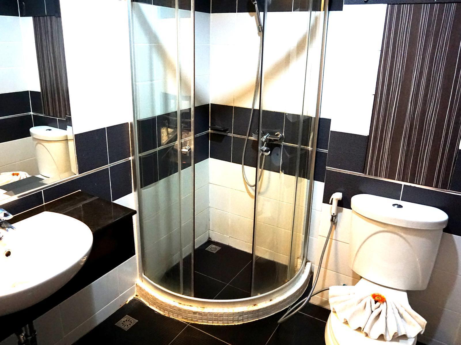 Aya Place Pattaya Exterior photo