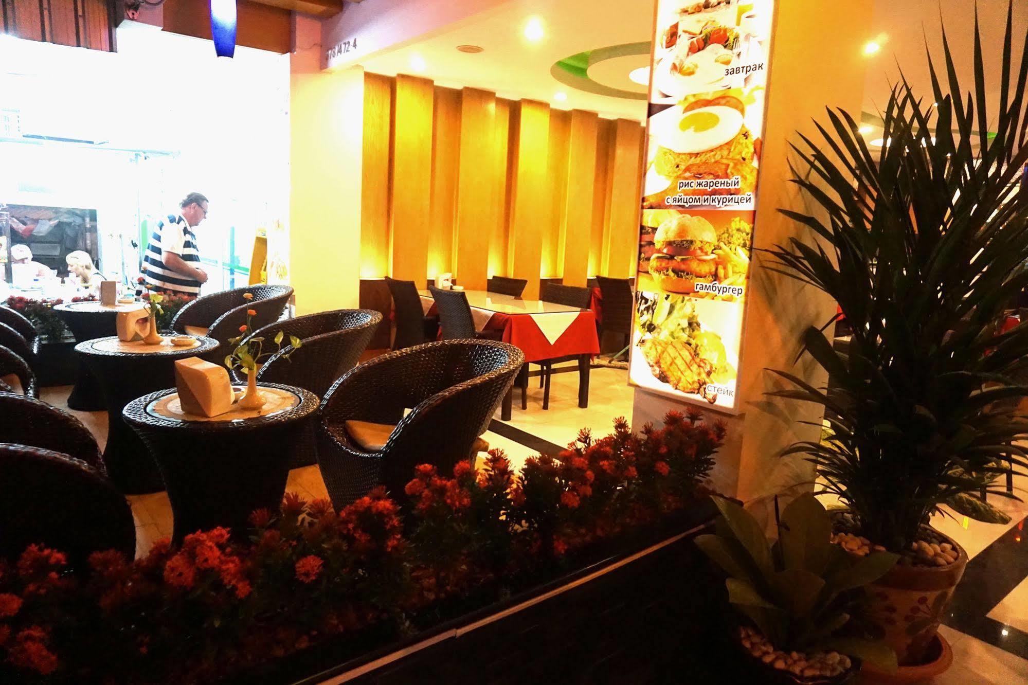 Aya Place Pattaya Exterior photo